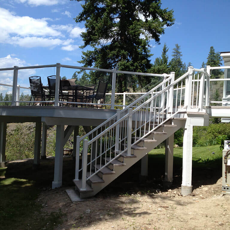 Ricklyn Renos Outdoor Deck Completed
