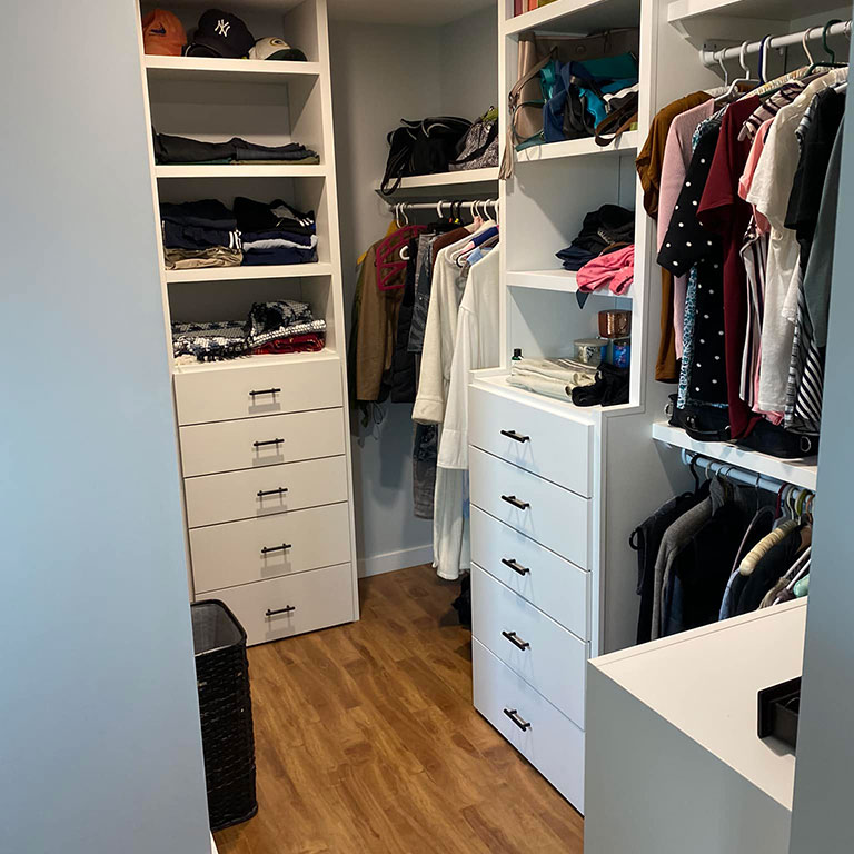 Ricklyn Renos walkin closet Ricklyn Renos walkin closet